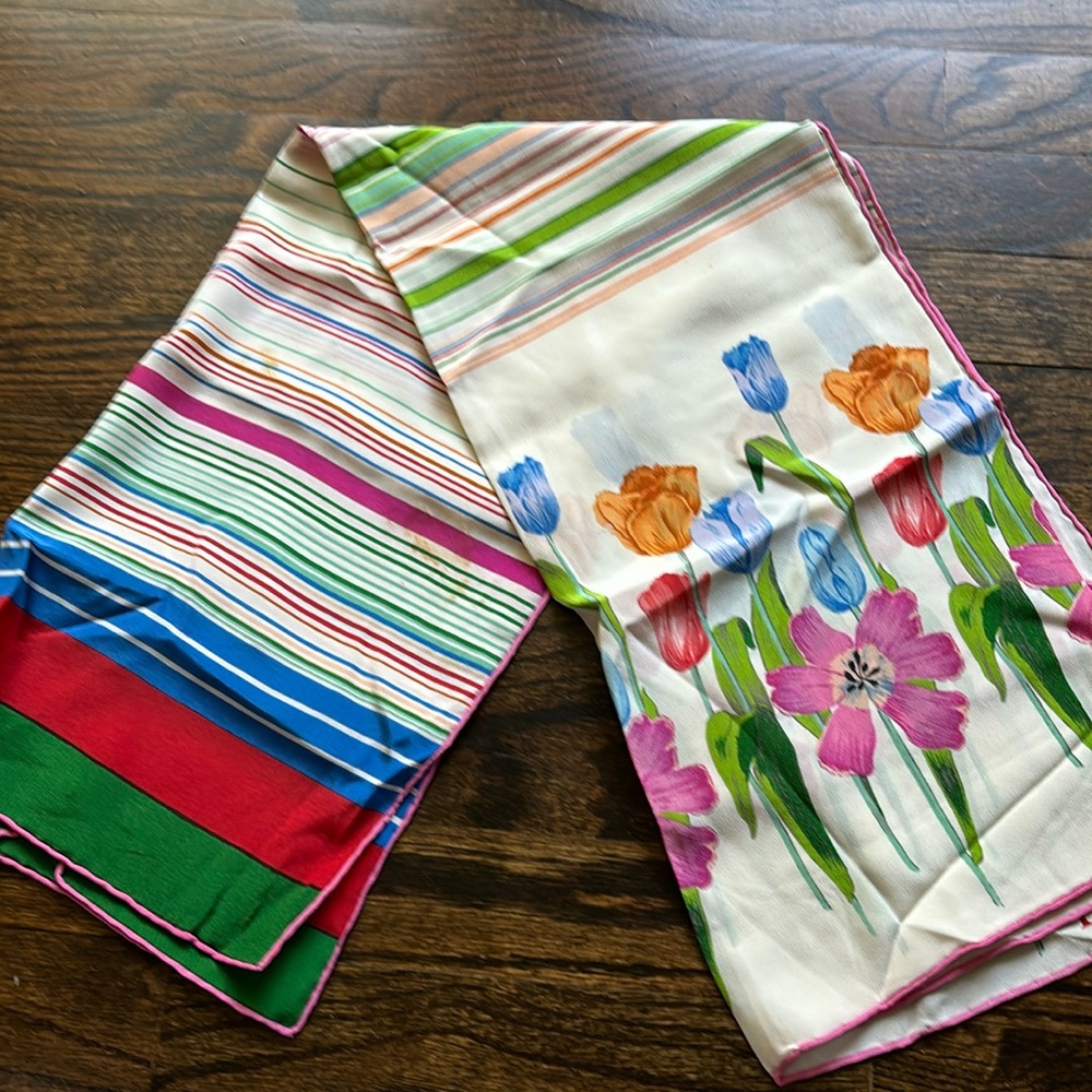 Loewe silk scarf. Tulips